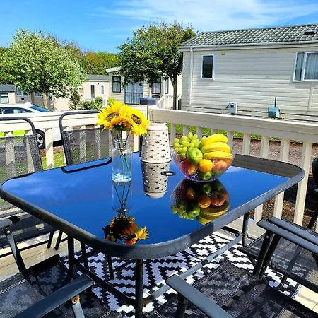 Luxury Woodland Retreat Holiday Home - Shorefield Country Park Centro Exterior foto