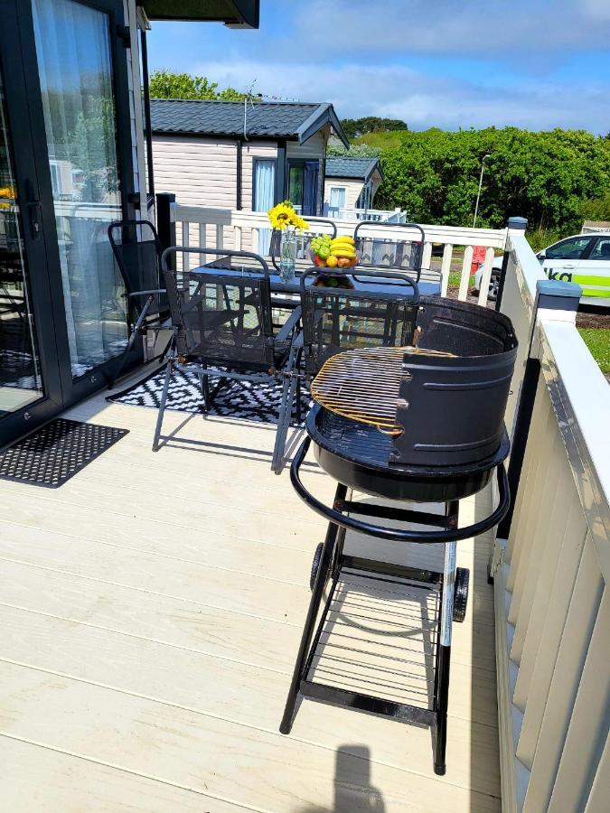 Luxury Woodland Retreat Holiday Home - Shorefield Country Park Centro Exterior foto